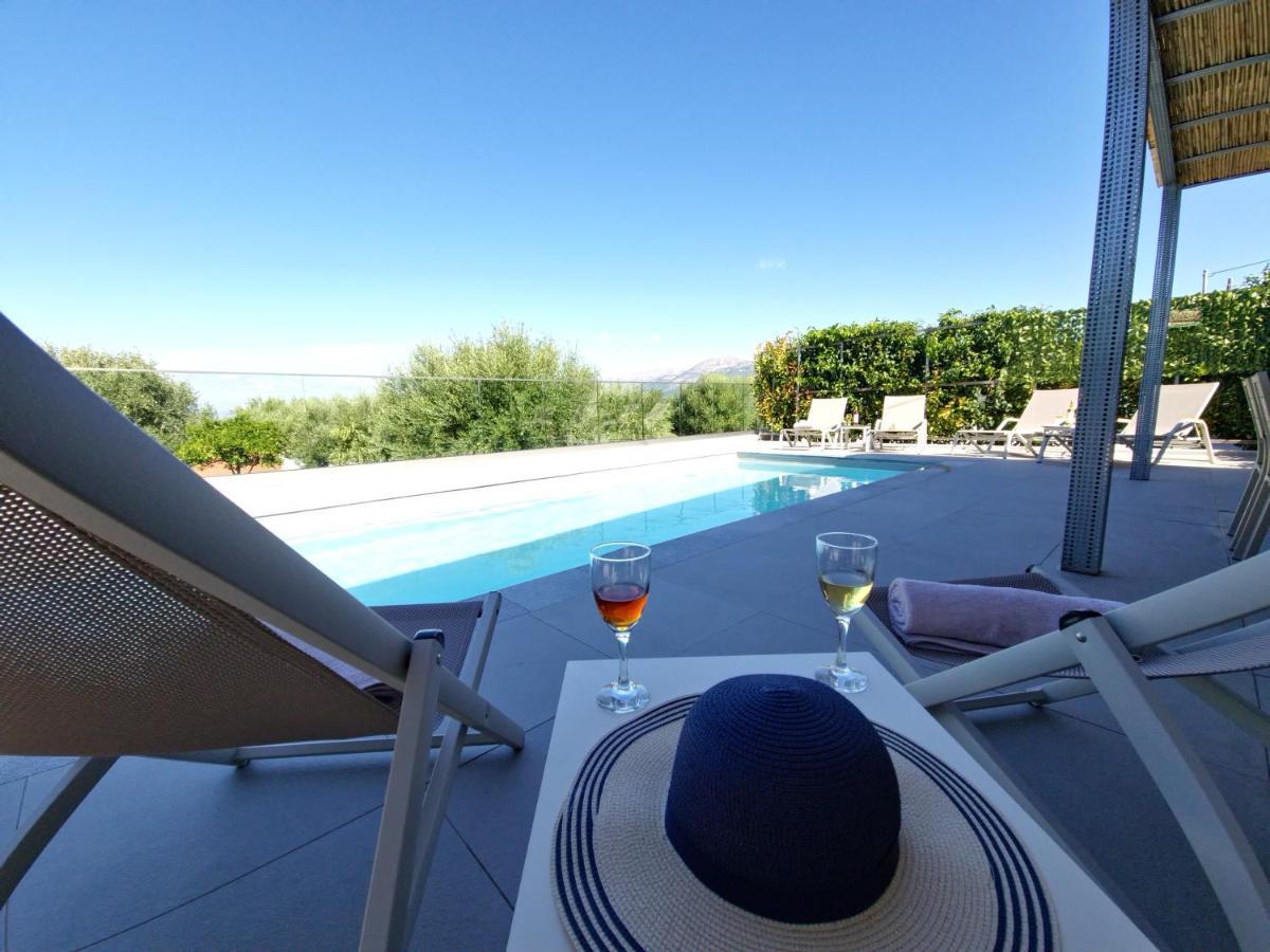 Onar - Luxury Villas Аргостолион Екстериор снимка